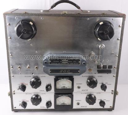 Crown 800 Series LL824; International Radio (ID = 2937300) R-Player