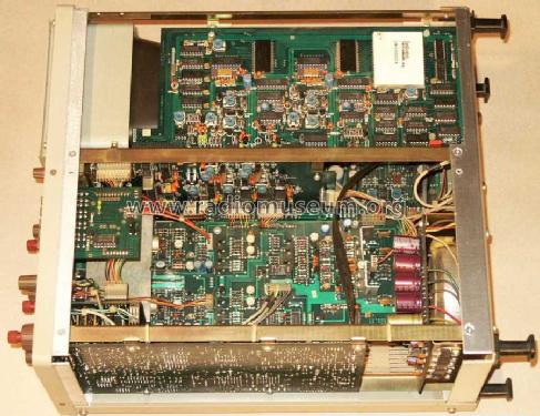 Storage Oscilloscope DSO-2000; INTRON Instruments; (ID = 930490) Ausrüstung