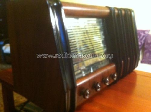 215; Invicta Radio, (ID = 1497172) Radio