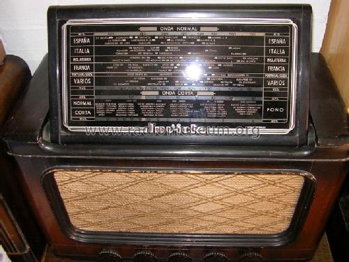 243; Invicta Radio, (ID = 409176) Radio