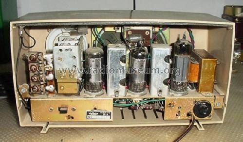 VC310; Invicta Radio, (ID = 1103420) Radio