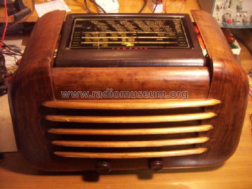 DL22; Irradio; Milano (ID = 1317286) Radio