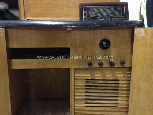 Radiogrammofono EX25; Irradio; Milano (ID = 1532458) Radio