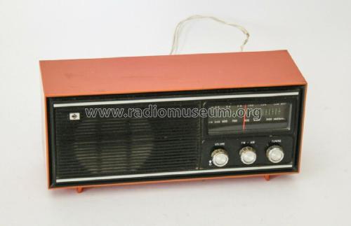 RF-1007; Irradio; Milano (ID = 2437405) Radio