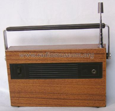 Junior 20 52330305; ITT Schaub-Lorenz (ID = 1632463) Radio