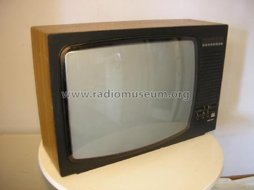Weltspiegel Color Electronic 1744; ITT Schaub-Lorenz (ID = 1983816) Television