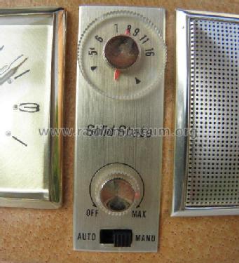 Solid State Radio-Wecker ; Japan Piezo Co. Ltd. (ID = 993241) Radio