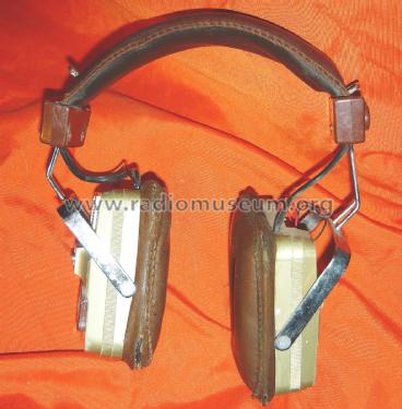 AM/FM Headphone Radio 222-XL; Jasco Products Co. (ID = 1797711) Radio