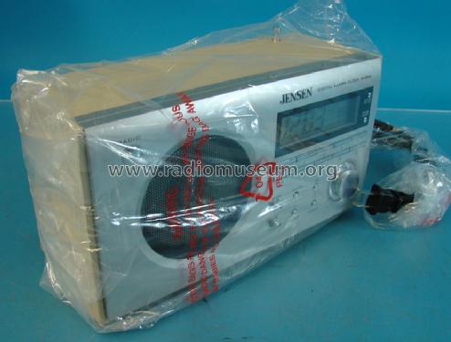 Digital Alarm Clock Radio JCR-425; Jensen Radio (ID = 1423026) Radio