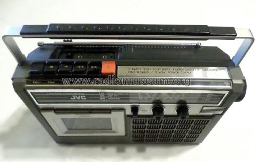 3 Band Radio Cassette Recorder RC-204JW; JVC - Victor Company (ID = 1945061) Radio