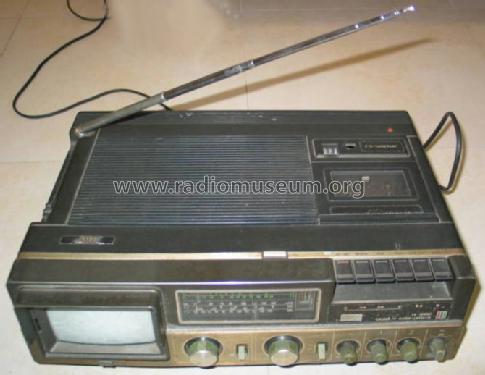 Colour TV Radio Cassette CX-500ME; JVC - Victor Company (ID = 687899) TV Radio