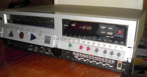 Grabador de Video HR-D120 UM; JVC - Victor Company (ID = 1817991) R-Player