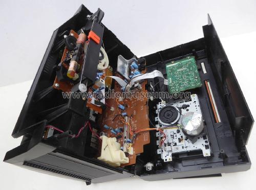 Portable Component System PC90 PC-R90 + PC-B90; JVC - Victor Company (ID = 2765393) Radio
