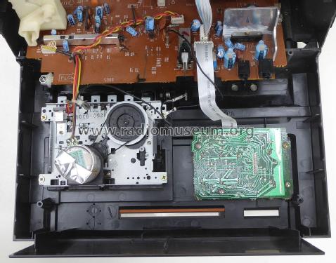 Portable Component System PC90 PC-R90 + PC-B90; JVC - Victor Company (ID = 2765394) Radio