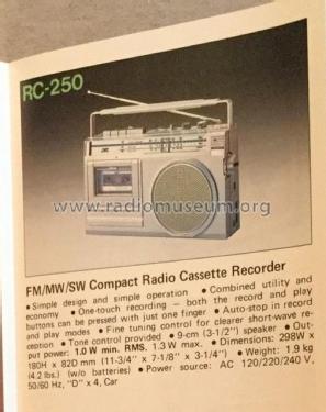 Radio Cassette Recorder RC-250L; JVC - Victor Company (ID = 2030917) Radio