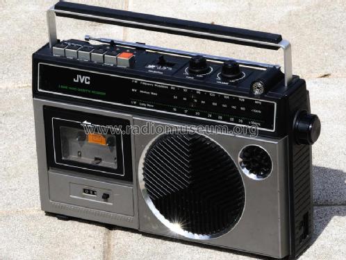 3 Band Radio Cassette Recorder RC-232L; JVC - Victor Company (ID = 1513265) Radio