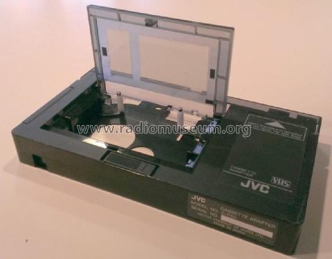 VHS Cassette Adapter C-P5U; JVC - Victor Company (ID = 1811282) Diverses