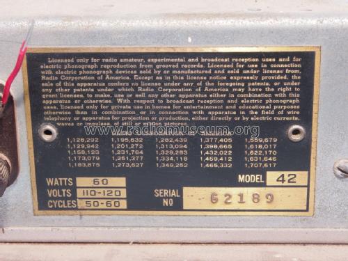 Coronet 42 ; Kennedy Co., Colin B (ID = 2771165) Radio