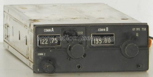 Avionics Dual COMM Transceiver KY 195; King Radio Corp.; (ID = 2428070) Commercial TRX