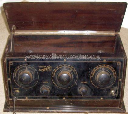 Standard Five ; Stanrad Corp; New (ID = 1286668) Radio