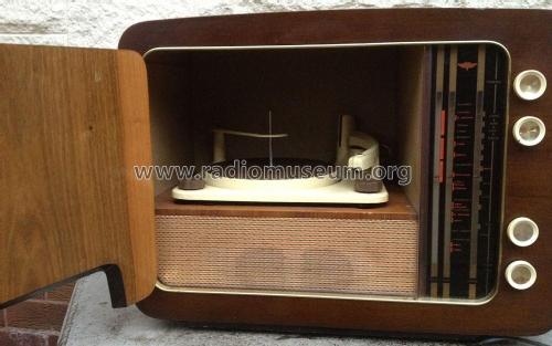 Minor Gram OG10; Kolster Brandes Ltd. (ID = 1730235) Radio