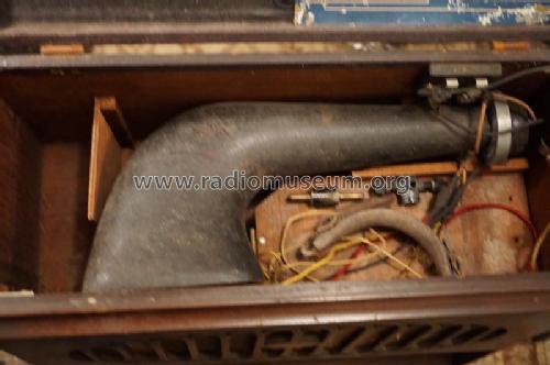 Monarch Portable ; Krasco Manufacturing (ID = 2658769) Radio