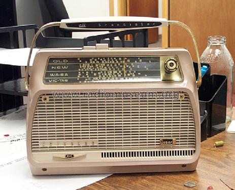 Triplex Super 8 41-22; Kriesler Radio (ID = 154108) Radio