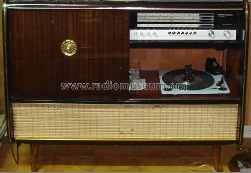 Carmen Stereo RMC68W1 Ch= 699E; Kuba Kuba-Imperial, (ID = 1188725) Radio