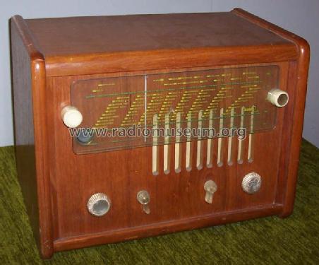 654V; Kungs Brand; (ID = 404110) Radio