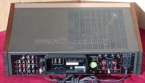 Quartz Synthesized AM/FM Stereo Tuner/Amplifier R-461; Kyocera Corporation (ID = 1178687) Radio