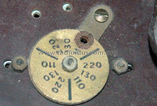 Inconnu - Unknown 1 ; Lacora, Laboratoire (ID = 1039714) Radio