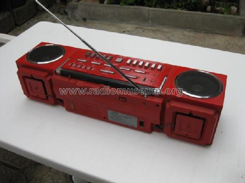 Portable Stereo 2 Band Radio Twin Cassette Recorder Q-10; Larsen; where? (ID = 1678780) Radio