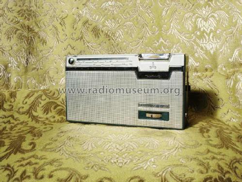 T-740 old; Lavis S.A., Labelson (ID = 376752) Radio