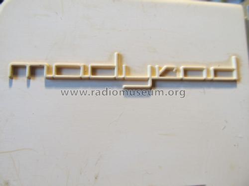 Madyrad Universal ; LESA ; Milano (ID = 1070743) Radio