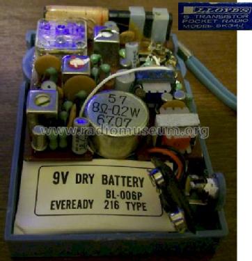 6 Transistor 8K34J; Lloyd's Electronics; (ID = 835587) Radio