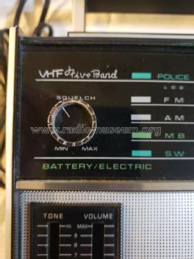 VHF Five Band Battery/Electric 1N27B-127A; Lloyd's Electronics; (ID = 2428403) Radio