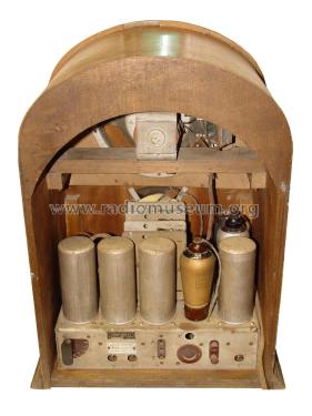 30; LMT L.M.T., Le (ID = 1942701) Radio