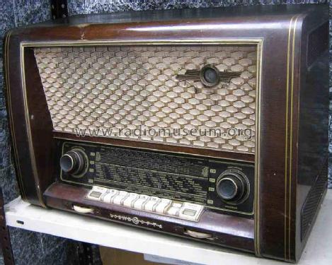 Apollo Plastik 761W; Loewe-Opta; (ID = 456640) Radio