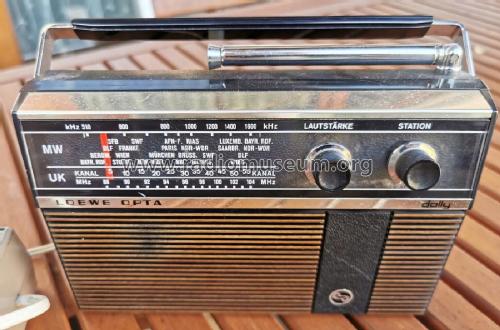 Dolly 32329; Loewe-Opta; (ID = 2818280) Radio