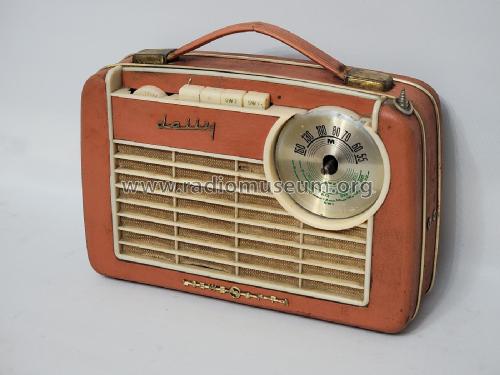 Dolly Fabriknummer 10xxx; Loewe-Opta; (ID = 3138011) Radio
