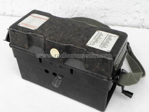 Feldfernsprecher FF54 OB/ZB 12-120-4847; Lorenz; Berlin, (ID = 2763306) Telephony