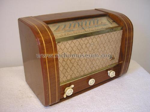 Senorita 696W; Luxor, Helsinki - (ID = 1963770) Radio