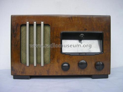 560B; Luxor Radio AB; (ID = 1732645) Radio