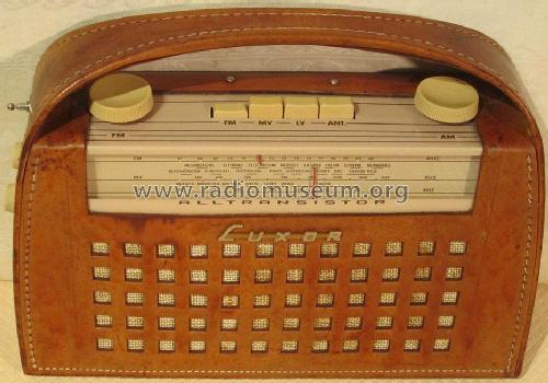 BT493; Luxor Radio AB; (ID = 1862884) Radio
