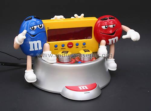 AM/FM Alarm Clock Radio ; M&M's World® (ID = 1030252) Radio