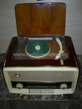 MD6012; Magnadyne Radio; (ID = 293793) Radio