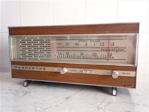 MD 6141; Magnadyne Radio; (ID = 1102609) Radio