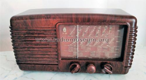 Magnadyne Radio vintage in bachelite MAGNADYNE S 22 