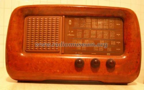 S28; Magnadyne Radio; (ID = 692600) Radio
