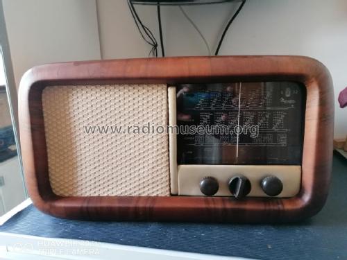 S32; Magnadyne Radio; (ID = 2873332) Radio
